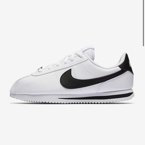 Nike Cortez Basic - Big Kids Shoe 6Y